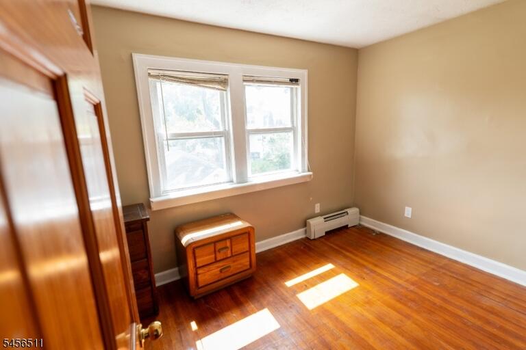 Property listing MLS 4049858 photo 8