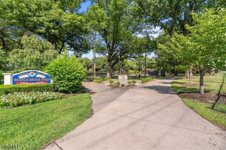Property listing MLS 4049867 photo 15