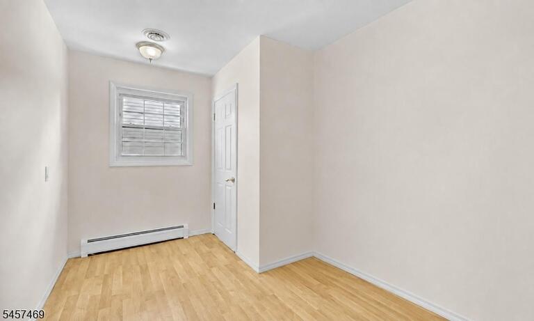 Property listing MLS 4049868 photo 39