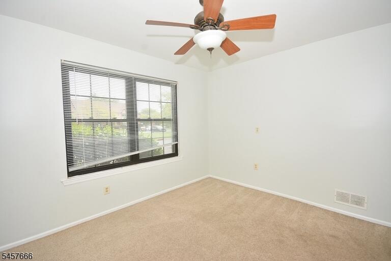 Property listing MLS 4050032 photo 14