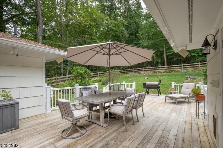 Property listing MLS 4050093 photo 39