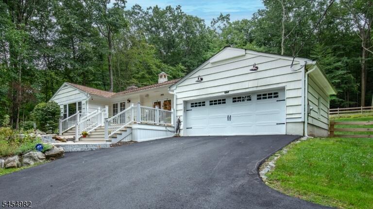 Property listing MLS 4050093 photo 40