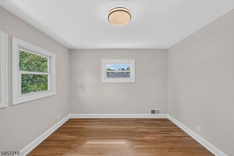 Property listing MLS 4050116 photo 39