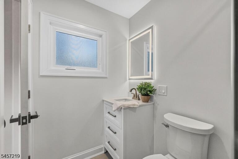 Property listing MLS 4050116 photo 42