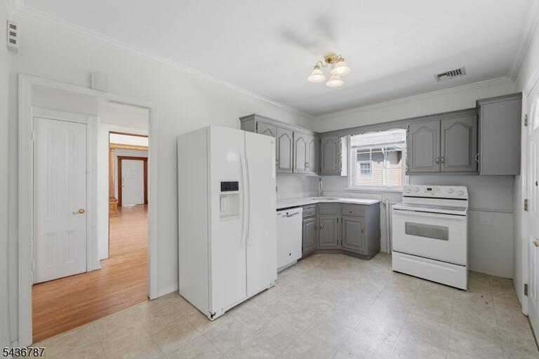 Property listing MLS 4050222 photo 13