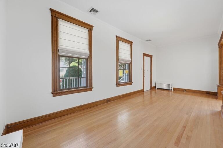 Property listing MLS 4050222 photo 6