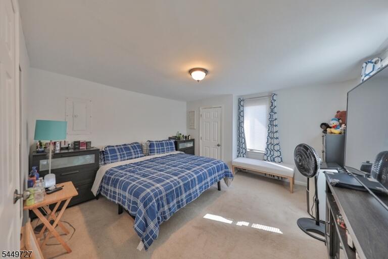 Property listing MLS 4050226 photo 32