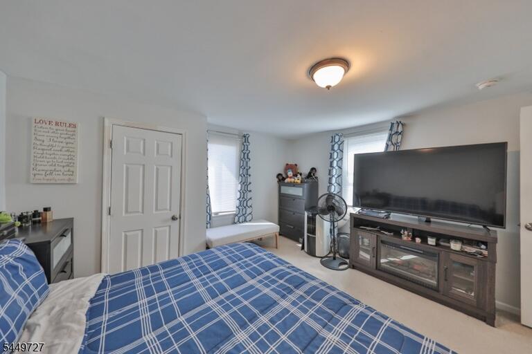 Property listing MLS 4050226 photo 33