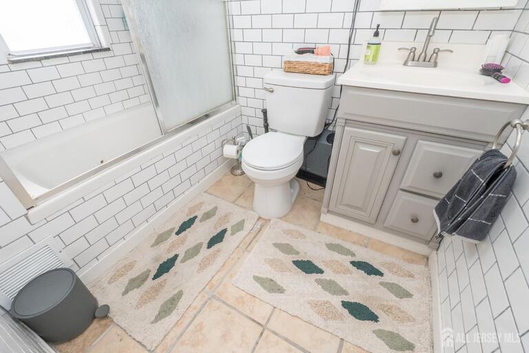 Photo 19 of 495 Amboy Avenue, Perth Amboy NJ 08861, Perth Amboy, NJ