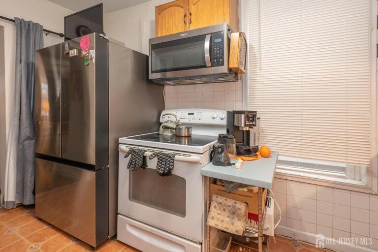 Photo 13 of 495 Amboy Avenue, Perth Amboy NJ 08861, Perth Amboy, NJ