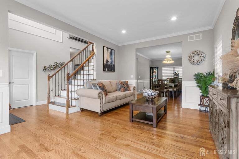 Photo 4 of 628 New Dover Road, Colonia NJ 07607, Colonia, NJ