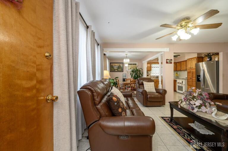 Photo 3 of 405 Kennedy Drive, Linden NJ 07036, Linden, NJ
