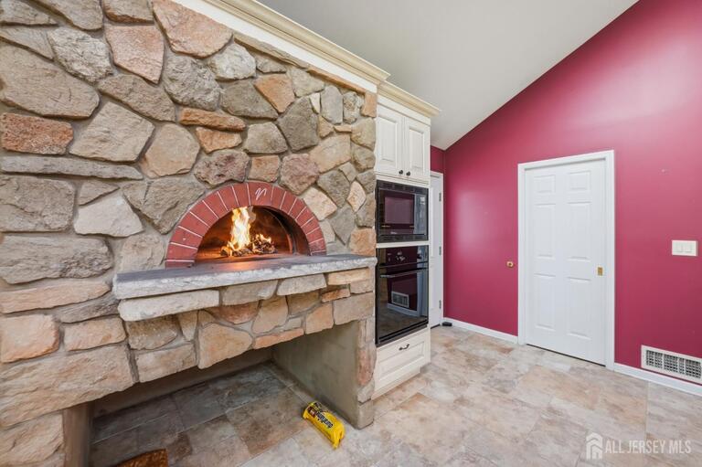 Photo 8 of 7 Monroe Place, Cranbury NJ 08512, Cranbury, NJ