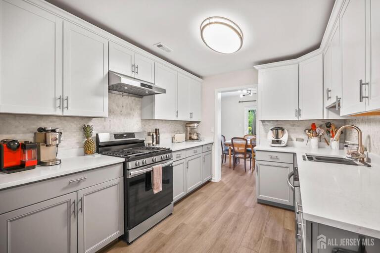 Photo 11 of 81 Thoreau Drive, Plainsboro NJ 08536, Plainsboro, NJ