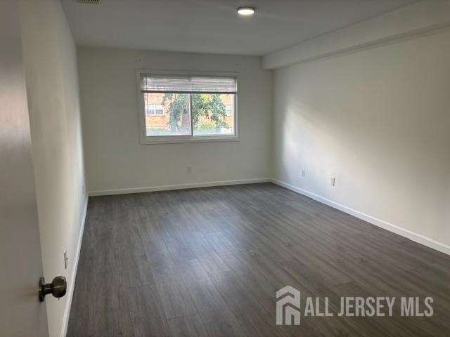 Photo 11 of 392 College Drive, Edison NJ 08817, Edison, NJ