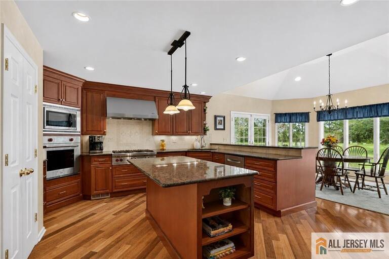 Photo 39 of 4 Hardley Drive, Cranbury NJ 08512, Cranbury, NJ