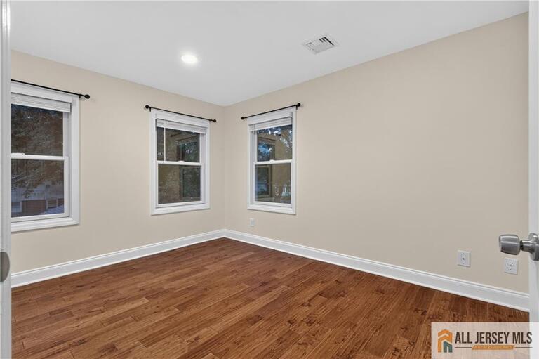 Photo 30 of 1509 Kenyon Avenue, South Plainfield NJ 07080, South Plainfield, NJ