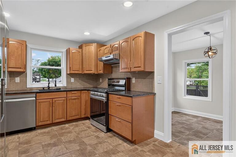 Photo 17 of 1509 Kenyon Avenue, South Plainfield NJ 07080, South Plainfield, NJ