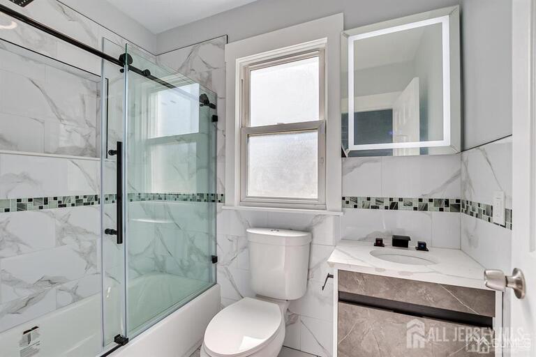 Photo 10 of 43 Saint Ann Street, Carteret NJ 07008, Carteret, NJ