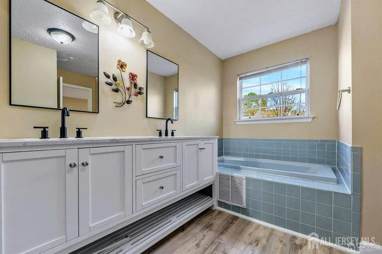 Photo 14 of 374 Draco Road, Piscataway NJ 08854, Piscataway, NJ