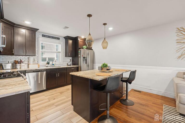 Photo 6 of 322 Mcguire Place, Perth Amboy NJ 08861, Perth Amboy, NJ