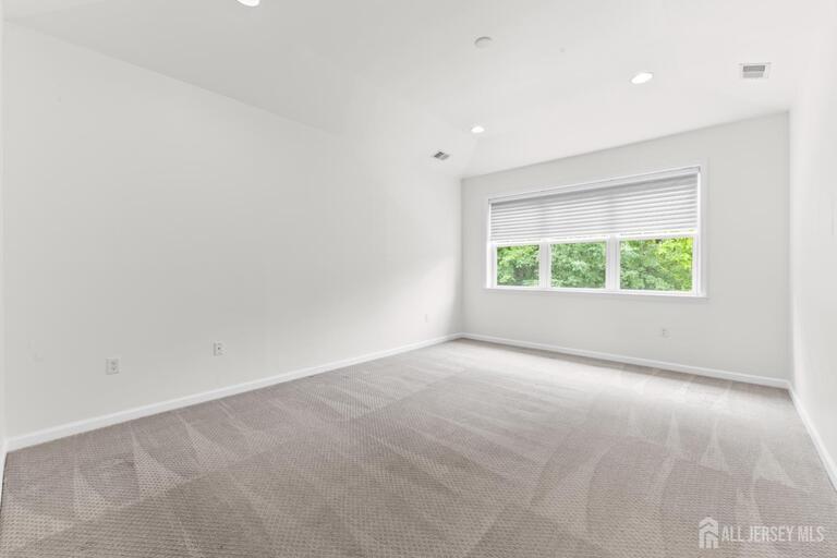 Photo 17 of 135 Savoth Lane, Colonia NJ 07067, Colonia, NJ