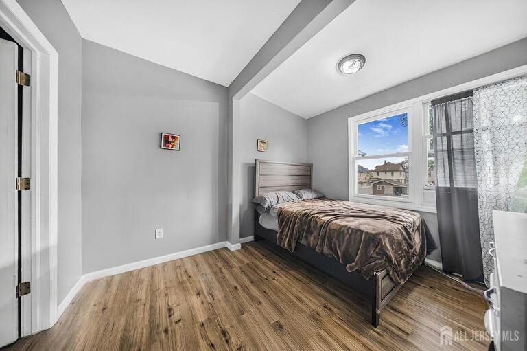 Photo 14 of 421-423 Magie Avenue, Elizabeth NJ 07208, Elizabeth, NJ