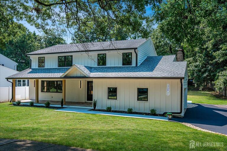 Photo 4 of 300 E Chestnut Avenue E, Metuchen NJ 08840, Metuchen, NJ