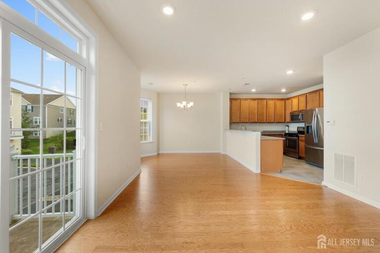 Photo 20 of 1423 Hudson Circle # 1423, Highland Park NJ 08904, Highland Park, NJ