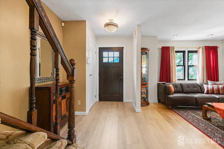 Photo 4 of 27 Highview Drive, Woodbridge Proper NJ 07095, Woodbridge Proper, NJ