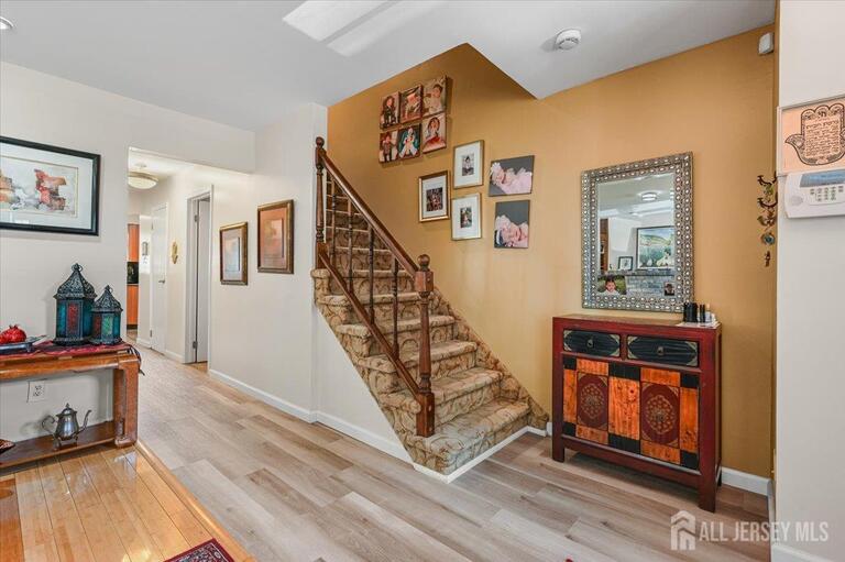 Photo 5 of 27 Highview Drive, Woodbridge Proper NJ 07095, Woodbridge Proper, NJ