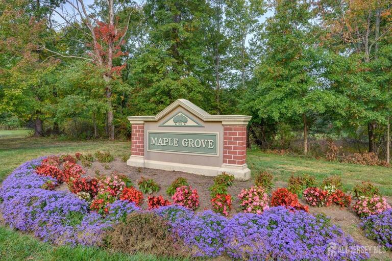 Photo 39 of 262 Retta Court, Piscataway NJ 08854, Piscataway, NJ