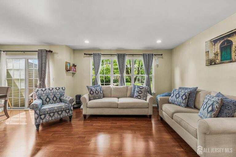 Photo 2 of 262 Retta Court, Piscataway NJ 08854, Piscataway, NJ