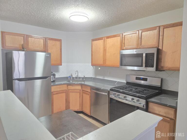 Photo 2 of 28 Inverness Drive, Edison NJ 08820, Edison, NJ