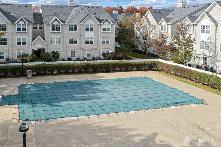 Photo 51 of 122 Prestwick Way, Edison NJ 08820, Edison, NJ