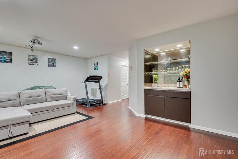 Photo 44 of 4506 Stonehedge Road, Edison NJ 08820, Edison, NJ
