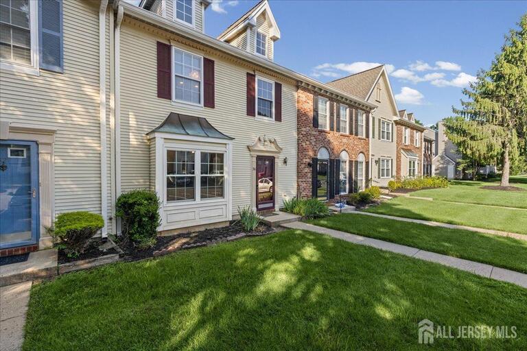 Photo 2 of 36 Albury Way, North Brunswick NJ 08902, North Brunswick, NJ
