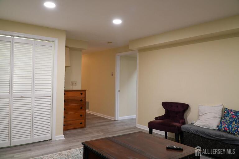 Photo 11 of 150 Farragut Avenue, Middlesex NJ 08864, Middlesex, NJ