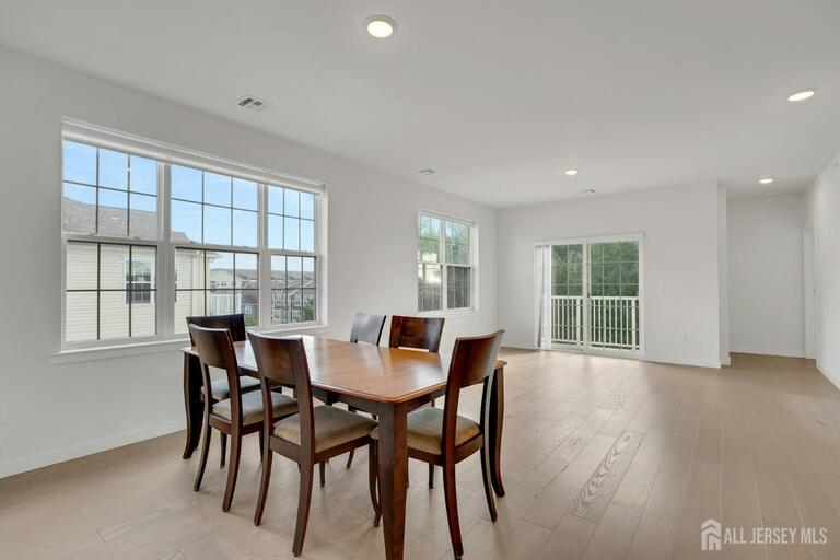 Photo 7 of 644 Lorhan Drive, Piscataway NJ 08854, Piscataway, NJ