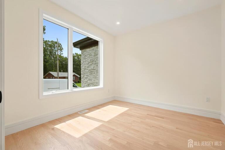 Photo 23 of 11 Gordon Avenue, Spotswood NJ 08884, Spotswood, NJ