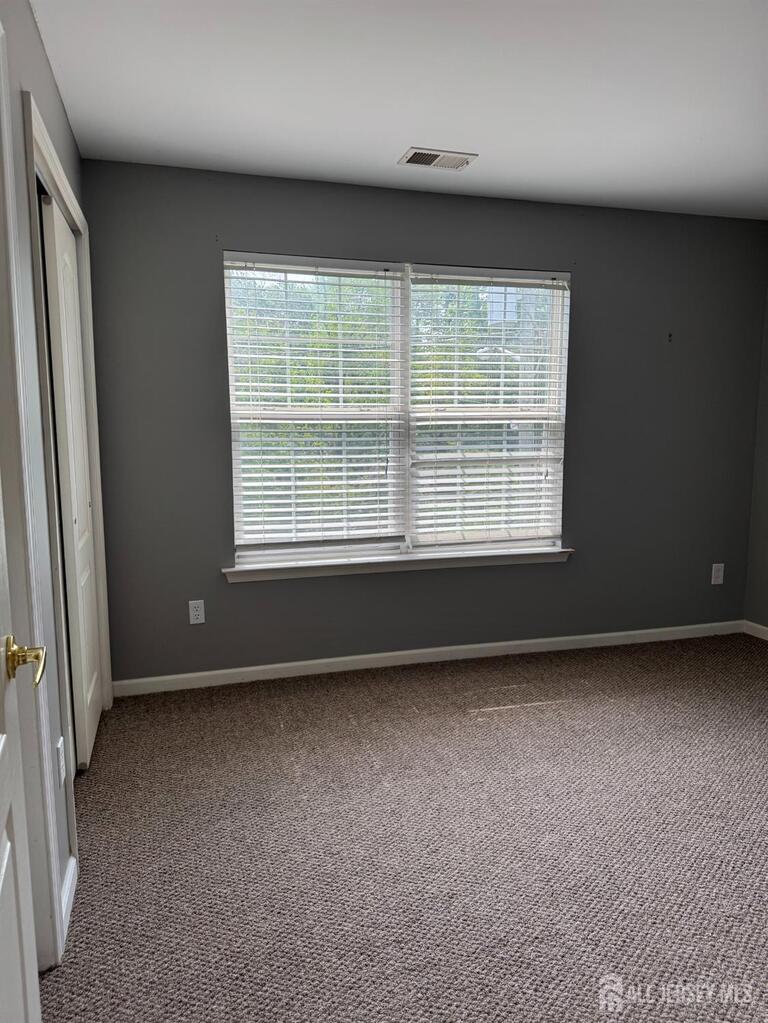 Photo 14 of 1325 Fernwood Court, New Brunswick NJ 08901, New Brunswick, NJ