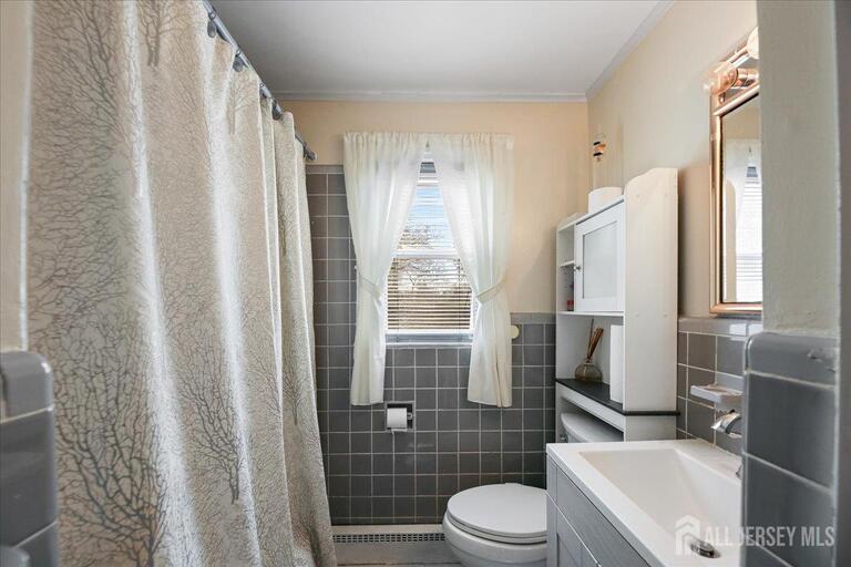 Photo 12 of 439 Fairview Avenue, Colonia NJ 07067, Colonia, NJ