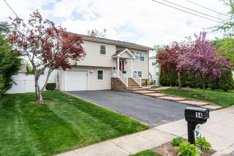 Photo 43 of 14 Hopatcong Drive, Lawrence NJ 08648, Lawrence, NJ
