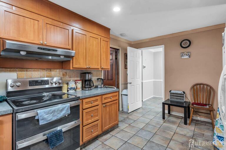 Photo 36 of 133 Summerhill Road, Spotswood NJ 08884, Spotswood, NJ