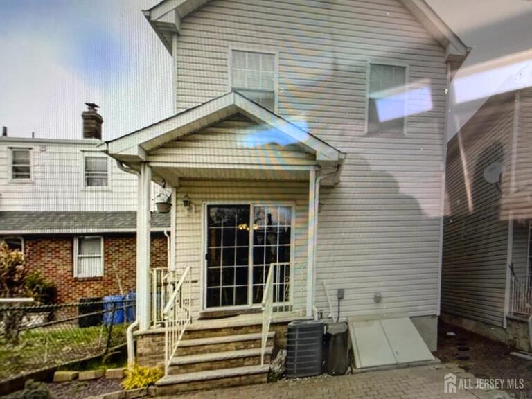 Photo 8 of 339 Jeffries Street, Perth Amboy NJ 08861, Perth Amboy, NJ