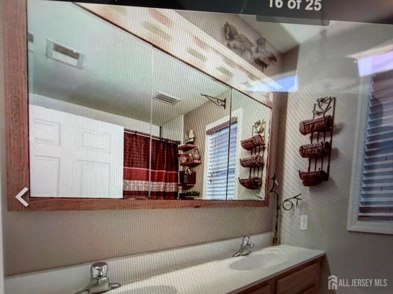 Photo 9 of 339 Jeffries Street, Perth Amboy NJ 08861, Perth Amboy, NJ