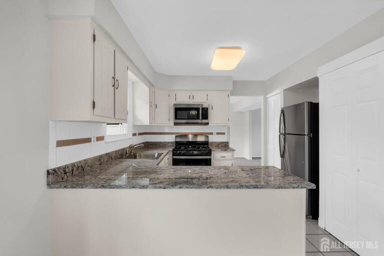 Photo 17 of 15 Major Lane, Plainsboro NJ 08536, Plainsboro, NJ