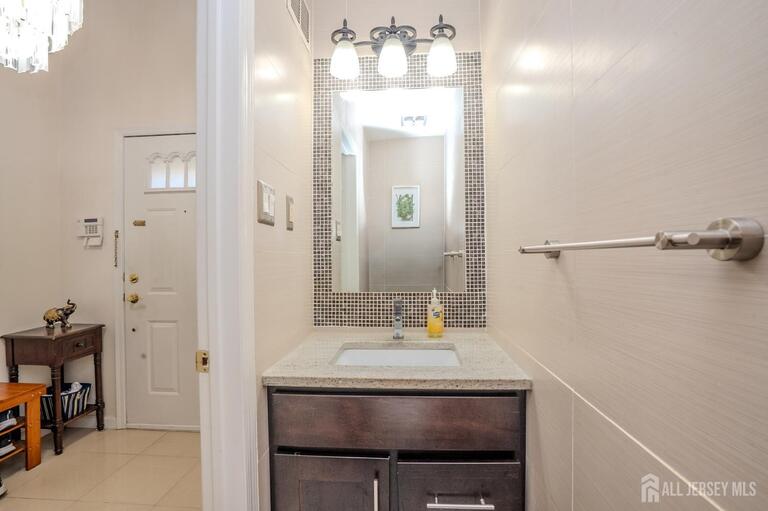 Photo 29 of 6005 N Oaks Boulevard, North Brunswick NJ 08902, North Brunswick, NJ
