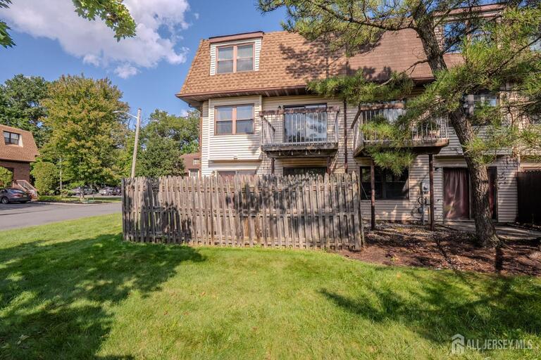 Photo 39 of 6005 N Oaks Boulevard, North Brunswick NJ 08902, North Brunswick, NJ