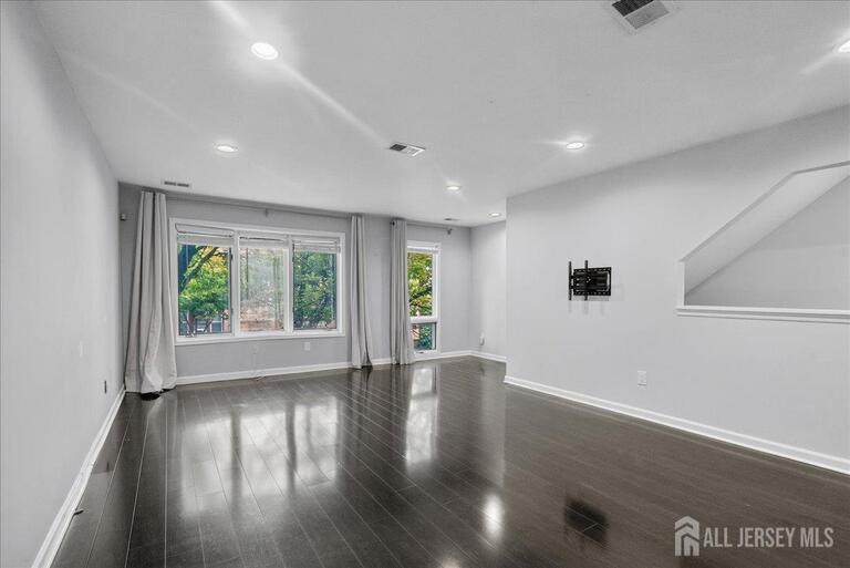 Photo 10 of 152 George Street, New Brunswick NJ 08901, New Brunswick, NJ
